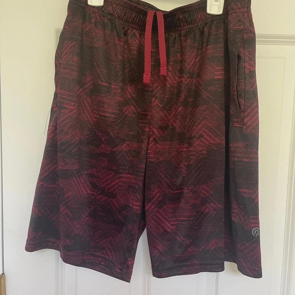 Champion Men basketball shorts size Medium - Picture 3 of 7
